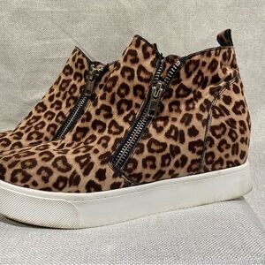 Leopard Soda  High-Top Sneaker women’s size 7.5
Sneakers, streetwear, Y2K vibes